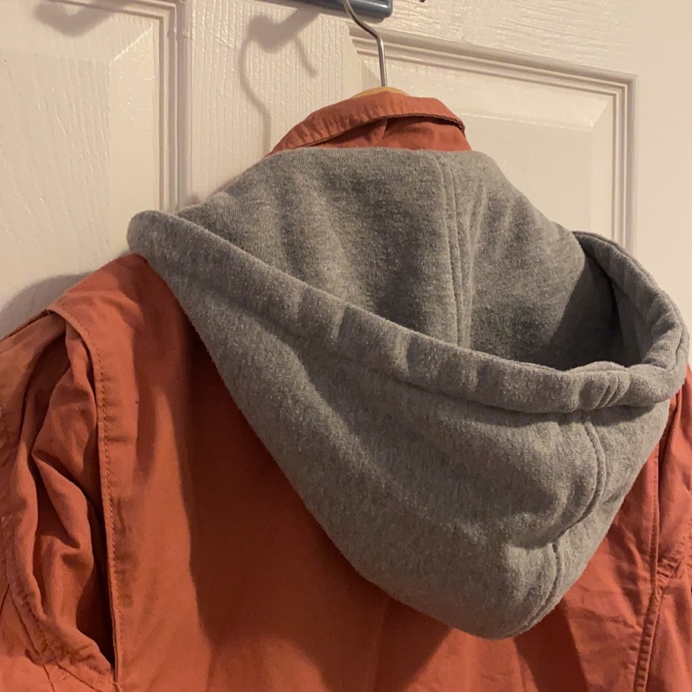 Forever 21 Sport Jacket Dark Pink with pocket and hat